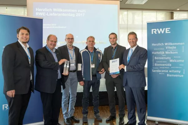 Bild: Lieferanten-Award: RWE Power zeichnet Hölscher Wasserbau aus