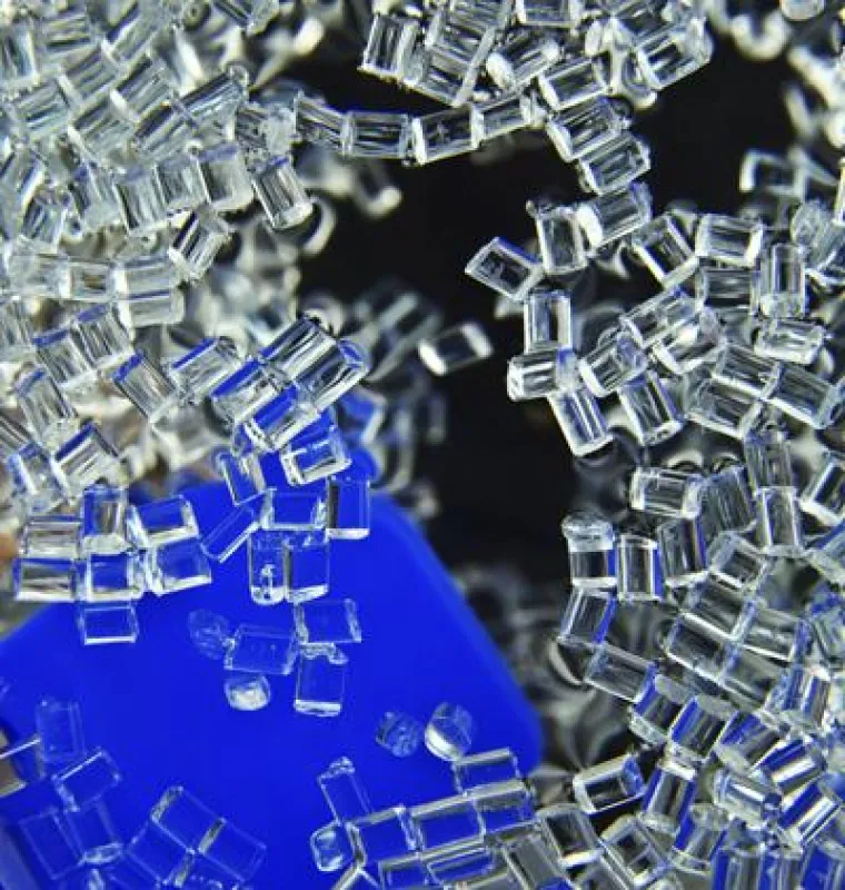 SABIC®-Polycarbonatharze zeichnen sich durch ihre kristallklare Transparenz und ausgezeichneten mechanischen, optischen, elektrisc