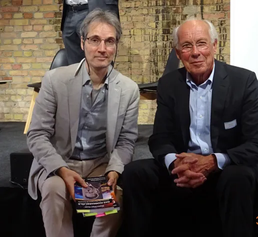 Club of Rome Mitglieder Randers und Weizsäcker diskutieren mit Fridays for Future Lübeck Bild: Club of Rome Mitglieder Randers und Weizsäcker diskutieren mit Fridays for Future Lübeck