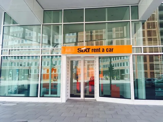 Bild: Sixt: Premium-Mobilität für die boomende Hamburger Hafencity