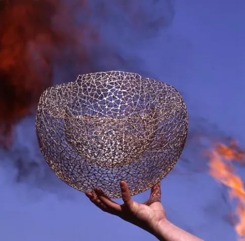 Puschn, Schalen aus Stahl und Notizbücher fürs Leben – Morgen auf KLICK-Germany Bild: Puschn, Schalen aus Stahl und Notizbücher fürs Leben – Morgen auf KLICK-Germany