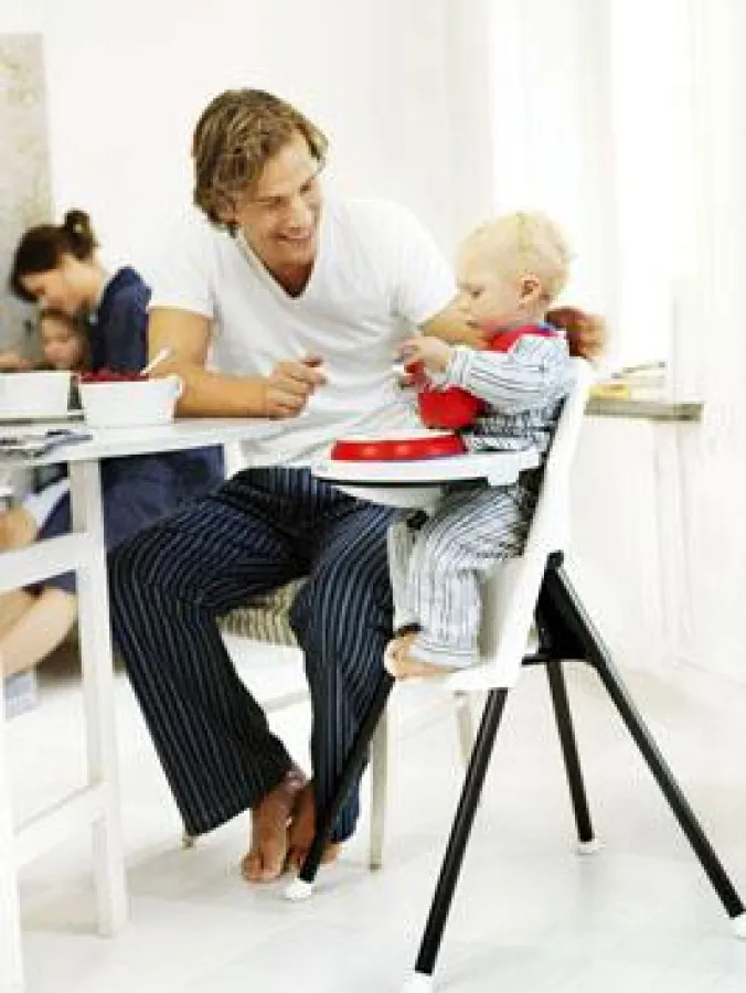 Bequeme Aussicht für die Kleinsten: der neue BabyBjörn Hochstuhl