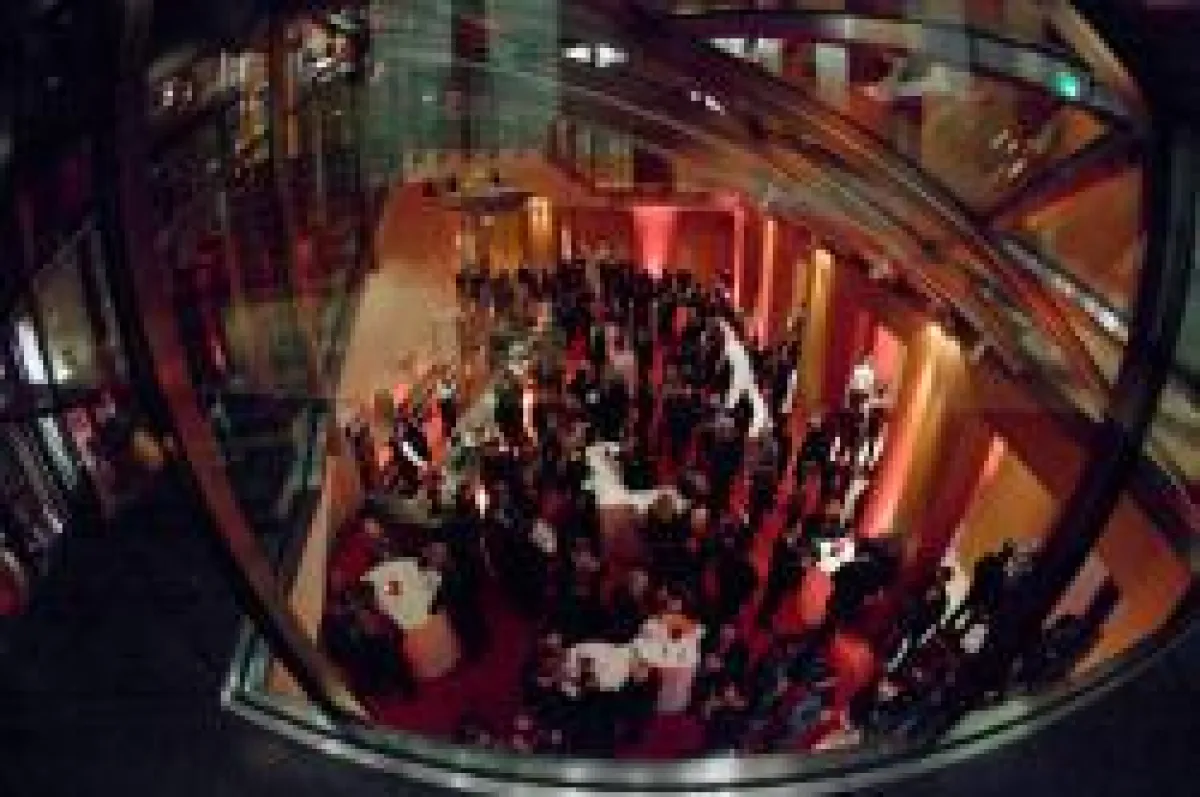 Die rund 400 Gäste aus Wirtschaft und Politik genossen einen unterhaltsamen Abend beim 32. mediengip