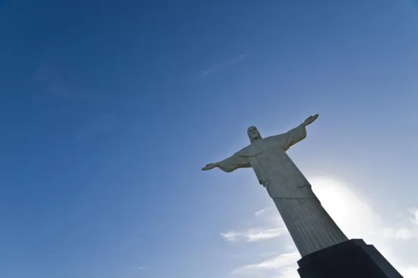 Bild: Brasilianische Regierung prüft Erweiterung des Flugnetzes zur Fußball-Weltmeisterschaft 2014