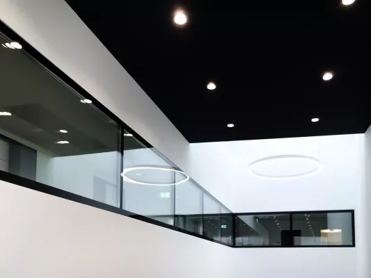 Vom Trockenbaufenster zur Stoß-an-Stoß Trockenbauverglasung Bild: Vom Trockenbaufenster zur Stoß-an-Stoß Trockenbauverglasung