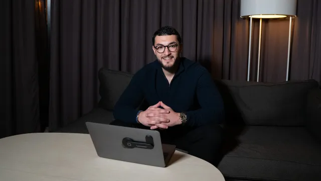 Bild: Close-IT Akademie von Rayan Berangi: Was steckt wirklich dahinter?