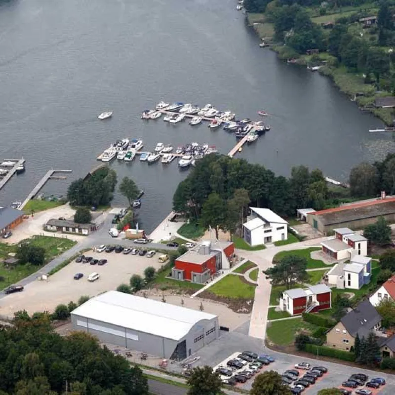 Luftbild Marina-Eldenburg
