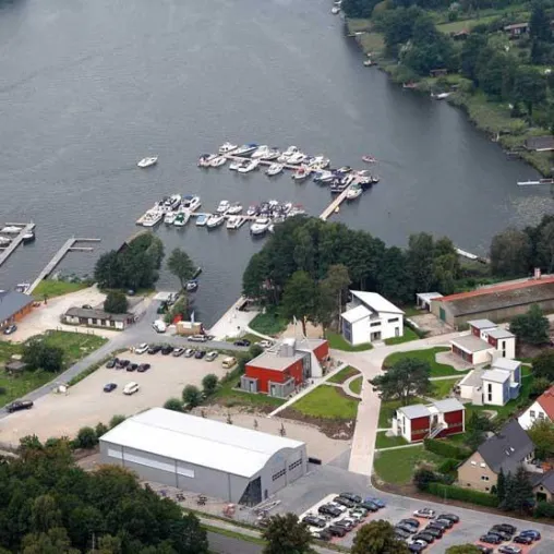 Neuer Wasser-Wander-Rastplatz zwischen Müritz und Kölpinsee Bild: Neuer Wasser-Wander-Rastplatz zwischen Müritz und Kölpinsee