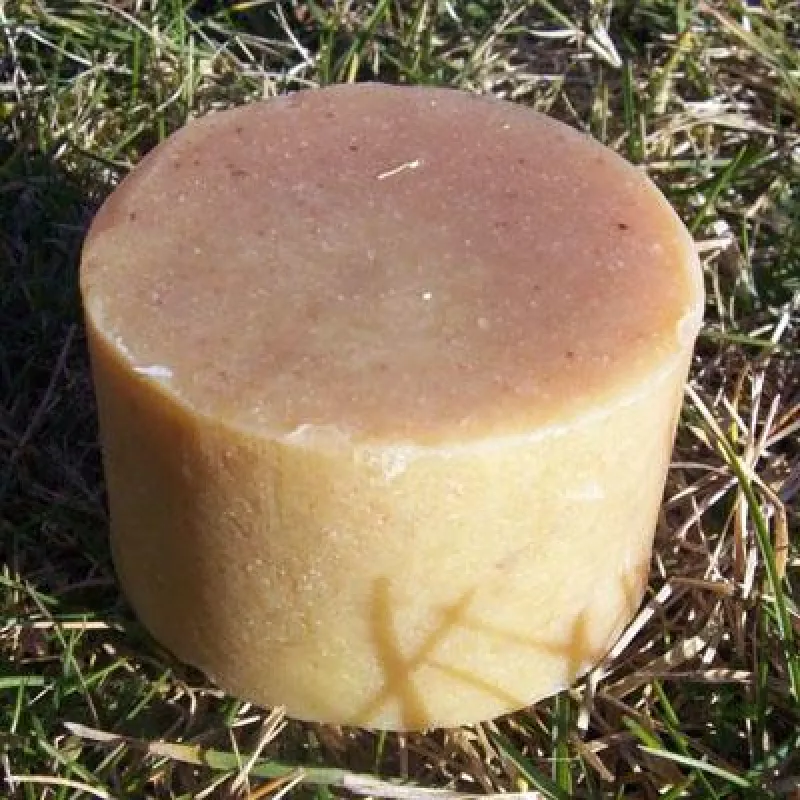 Haarseife mit Lemongras. Foto: Steinweilerer Seifenmanufaktur