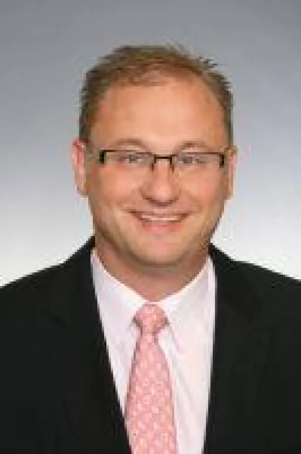 Manfred Felsberg ist Sales Director DACH bei Apstra