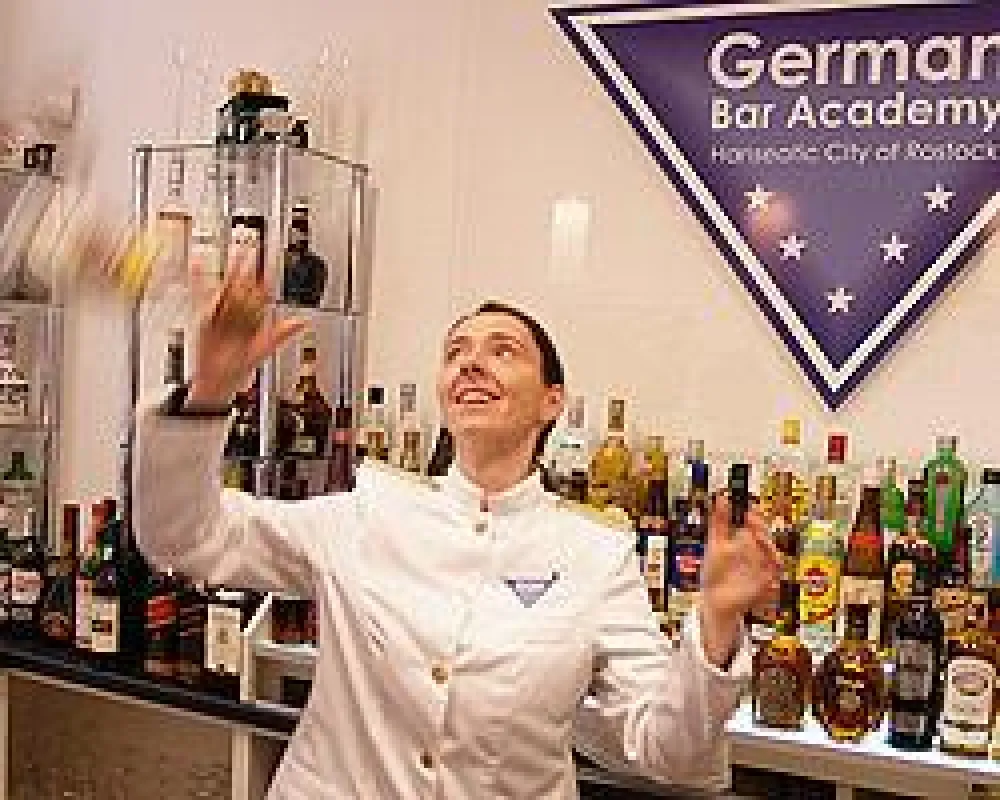 Barmeisterin an der HWBR Antje Gühlke