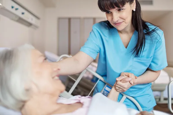 Bild: „Tag der Pflege“ erinnert an die enormen Leistungen des Pflegepersonals