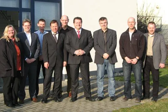 "RAiN-Anlagenbau" erstmals auf der Hannover Messe 2009 - RAiN bietet Frühjahrs-Kur für Maschinen und Anlagen Bild: "RAiN-Anlagenbau" erstmals auf der Hannover Messe 2009 - RAiN bietet Frühjahrs-Kur für Maschinen und Anlagen