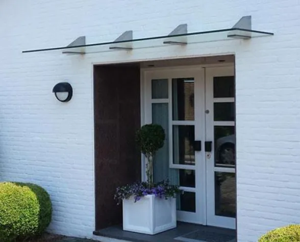 Vordach Hauseingang: Verbund-Sicherheitsglas als Option Bild: Vordach Hauseingang: Verbund-Sicherheitsglas als Option