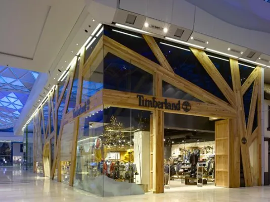 Timberland - Erfolgreiches Ladenbaukonzept „The Market Place“ in neuem Londoner Shoppingcenter Bild: Timberland - Erfolgreiches Ladenbaukonzept „The Market Place“ in neuem Londoner Shoppingcenter