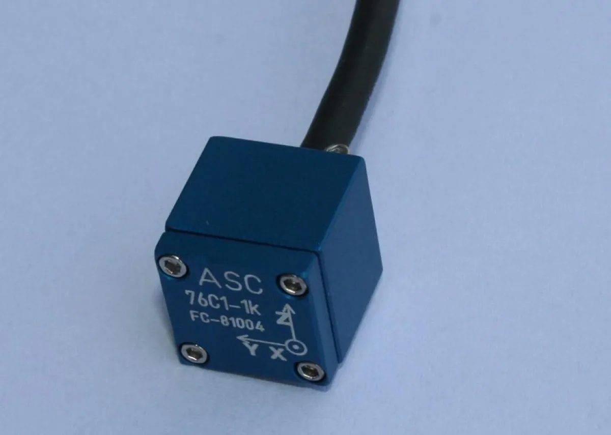 ASC 76C1 - neuer triaxialer Beschleunigungssensor von ASC Advanced Sensors Calibration