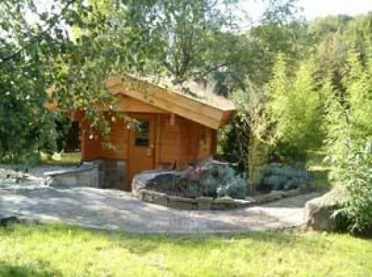 Bild: Neuer Trend zur Gartensauna - Auf schönste Art im Garten schwitzen