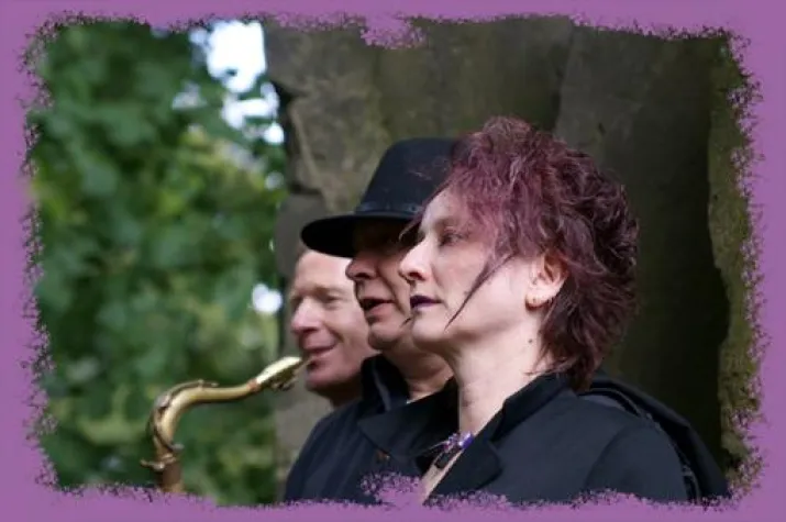 Swansea in Duisburg - Gerry X, Freunde & Dylan Thomas am Punkt Omega Bild: Swansea in Duisburg - Gerry X, Freunde & Dylan Thomas am Punkt Omega