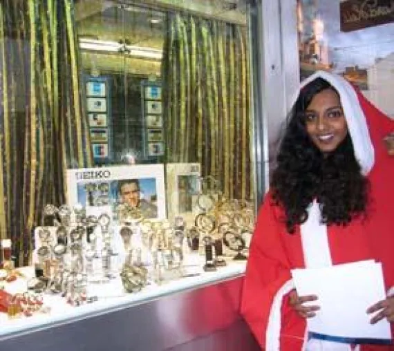 Bild: Alle Jahre wieder - besuchen Seikos Weihnachtsmänner den Uhren-Fachhandel