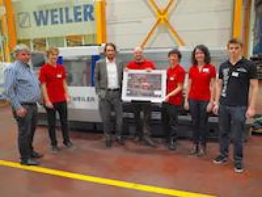 Bild: Fränkischer Maschinenbauer WEILER sponsert Hightech-Bauteile für Erlanger Studenten-Rennwagen