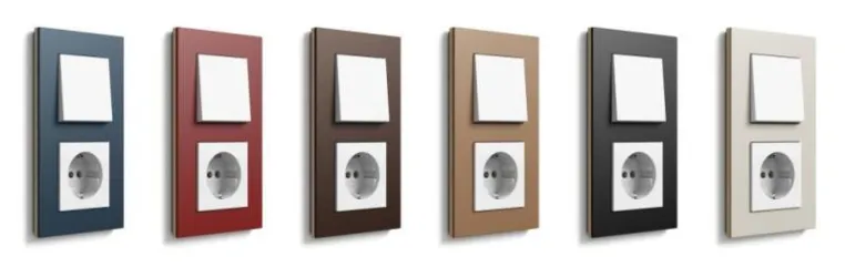 Gira Esprit: Linoleum-Multiplex, Aluminium Hellgold und Edelstahl Bild: Gira Esprit: Linoleum-Multiplex, Aluminium Hellgold und Edelstahl