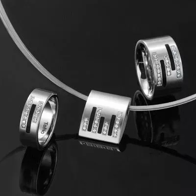 Bild: TeNo - hochwertiger Edelstahlschmuck und Designeruhren - goes Online