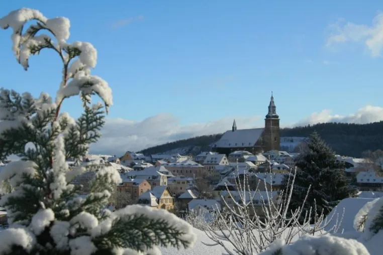 Hotels in Sachsen - Reisetipp: Relaxen statt Muskelkater - kein Stress an Pisten & Loipen Bild: Hotels in Sachsen - Reisetipp: Relaxen statt Muskelkater - kein Stress an Pisten & Loipen