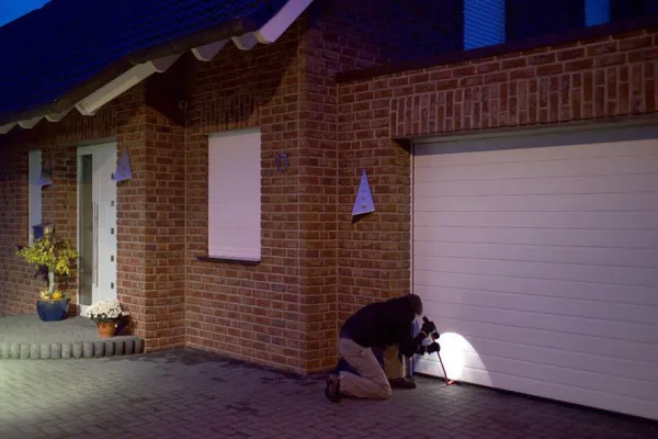 Bild: Schlechte Zeiten für Einbrecher: Online-Ratgeber zum Einbruchschutz