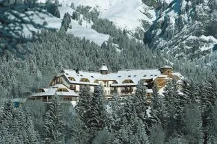 Bild: Ohne Stau in den Schnee – ab auf die Piste!