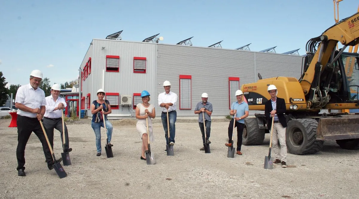 Spatenstich für die Konzentration auf einen Standort bei der Gläser