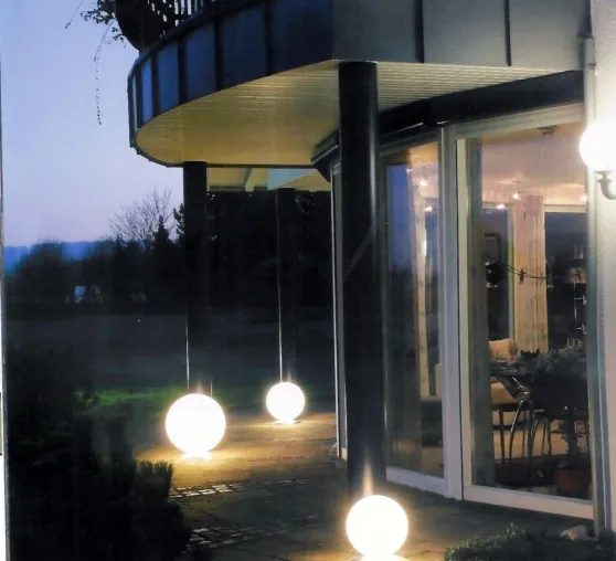 Bild: Lampen aus Skandinavien im Programm, zusätzlich Gartenlampen und spanische Lampen - Preise deutlich reduziert