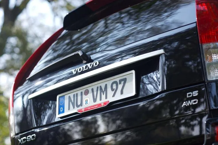 Bild: VfB Stuttgart mit CarSign auf der Überholspur