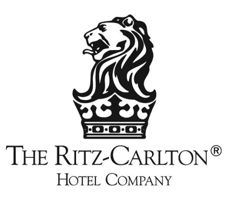 Bild: Ritz-Carlton Gäste beteiligen sich an der Earth Hour 2015