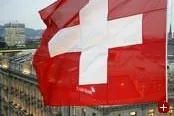 Bild: Der Ankauf von Steuerdaten bleibt ohne Gegenmaßnahmen der Schweiz - Betroffene Anleger sollten daher aufräumen