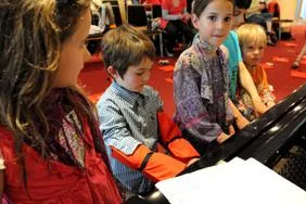 Bunt und klangvoll - Kindertag im Münchner Steinway Haus Bild: Bunt und klangvoll - Kindertag im Münchner Steinway Haus