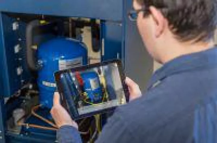 Bild: Hannover Messe 2016: Fraunhofer erleichtert Montage und Wartung mit Social Augmented Reality