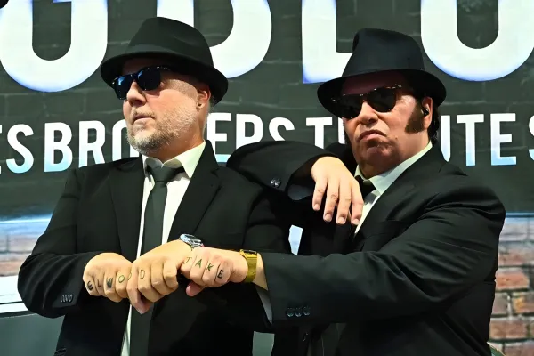 Bild: Big Blue – The Blues Brothers™ Tribute Show: King Eddy lebt die Liebe zum Original bis ins Detail