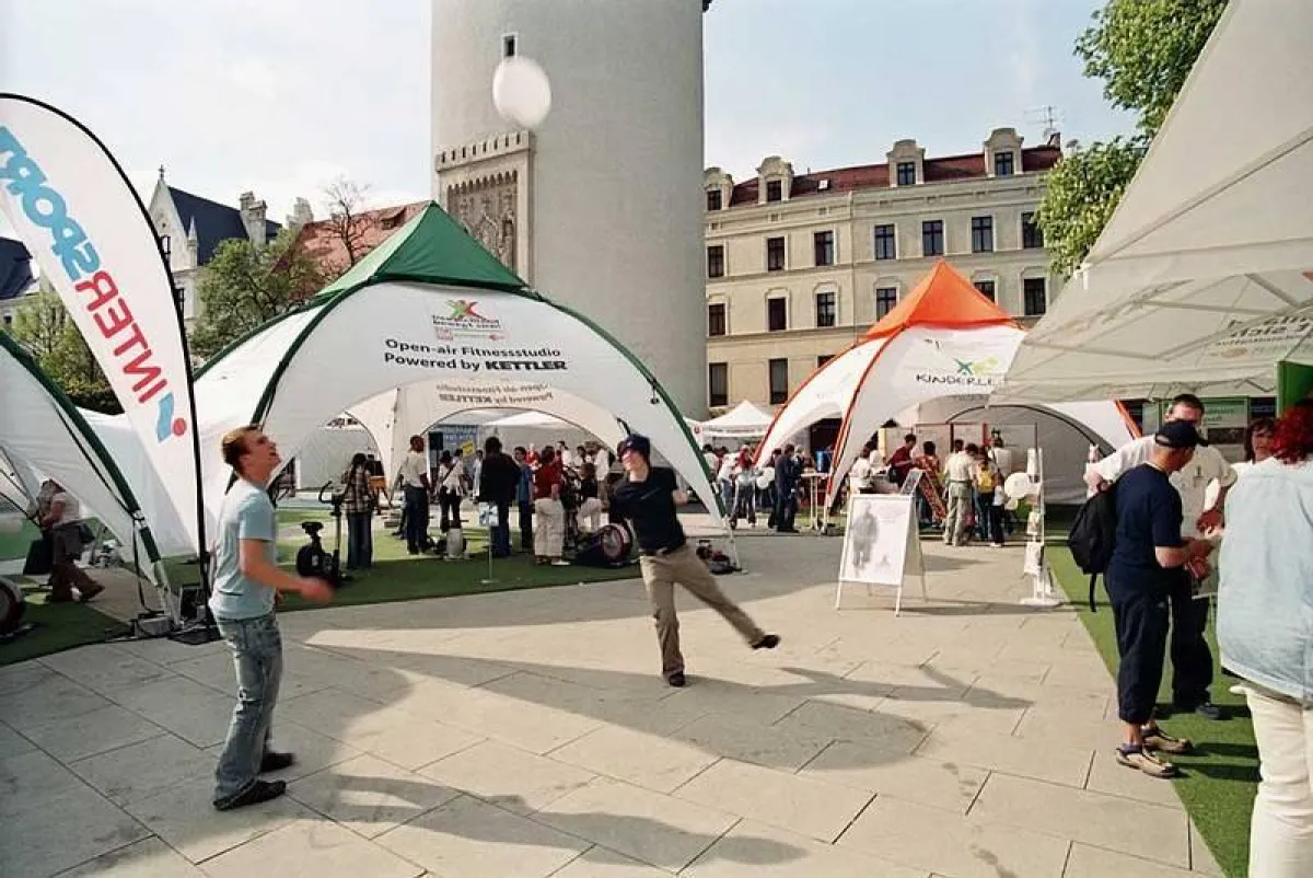 Wie hier in Görlitz 2005 stattet SWISS DISPLAY auch die \