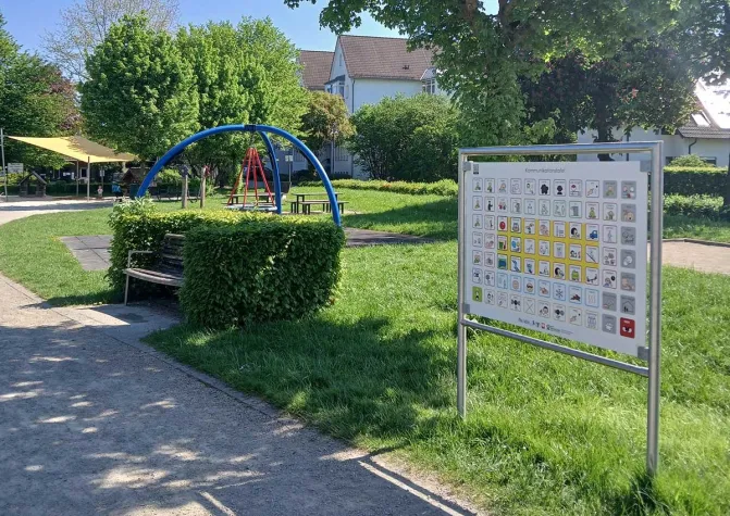Kommunikationstafeln machen Spielplätze inklusiver – Verständigung ohne Worte Bild: Kommunikationstafeln machen Spielplätze inklusiver – Verständigung ohne Worte
