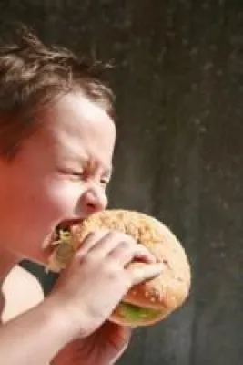 Bild: Schlechte Ernährung als Ursache von ADHS?