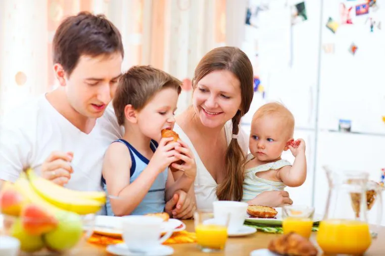 Bild: Tägliches Frühstück stärkt Kinder-Gesundheit