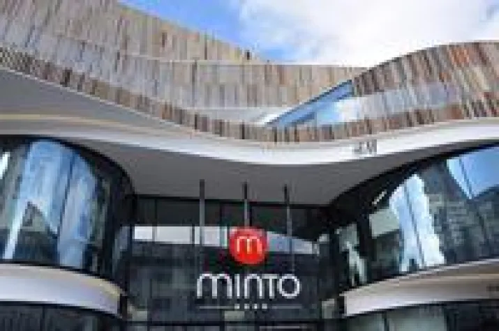 Bild: Shopping Center 'MINTO' von Hero-Glas ausgestattet