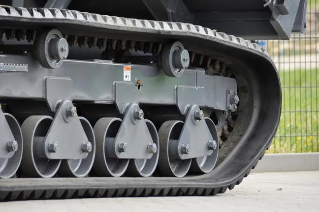 Bild: Raupentransporter eine Maschine für viele Aufgaben