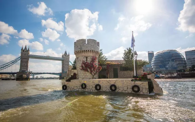 Kroatische Insel auf der Themse Bild: Kroatische Insel auf der Themse