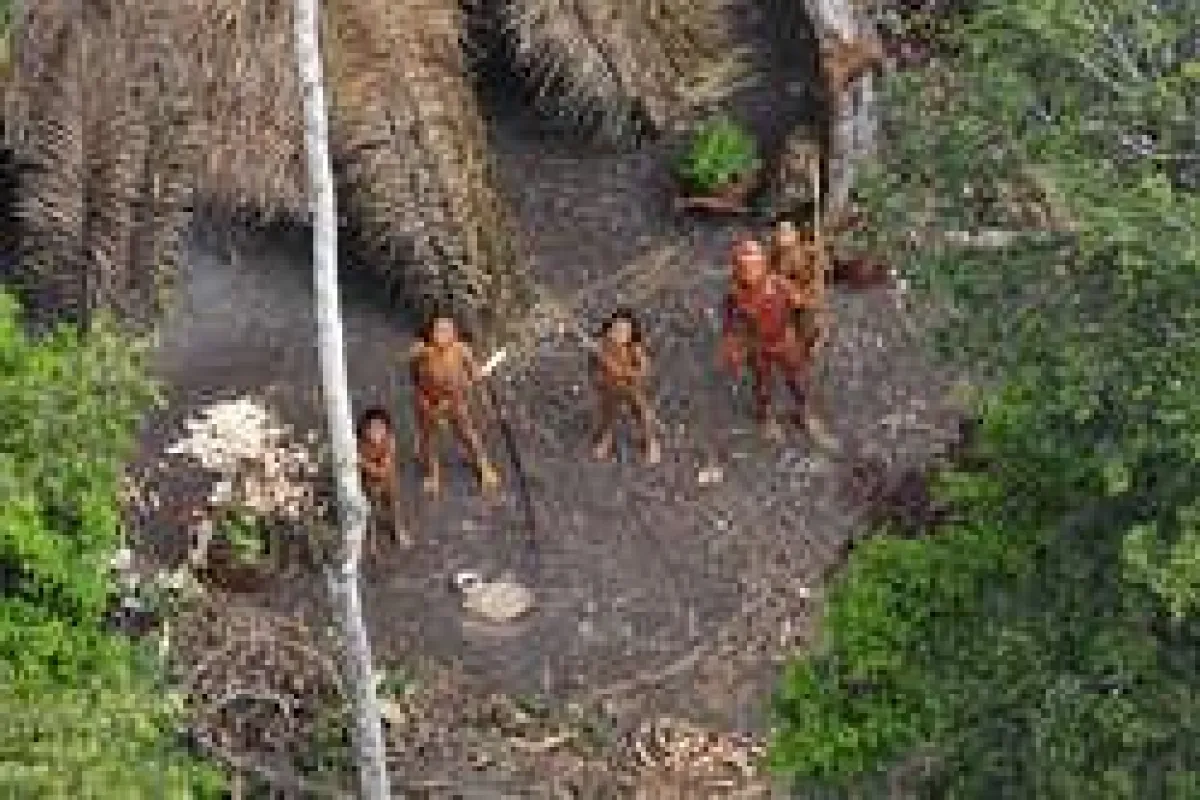 © Gleison Miranda/FUNAI/Survival