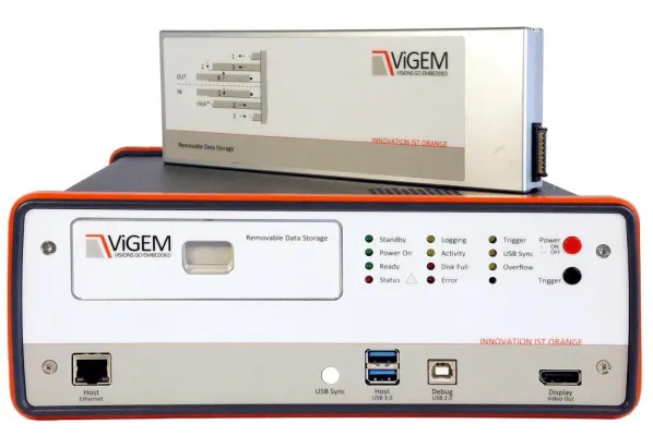 Bild: Big Data Recording im Fahrzeug