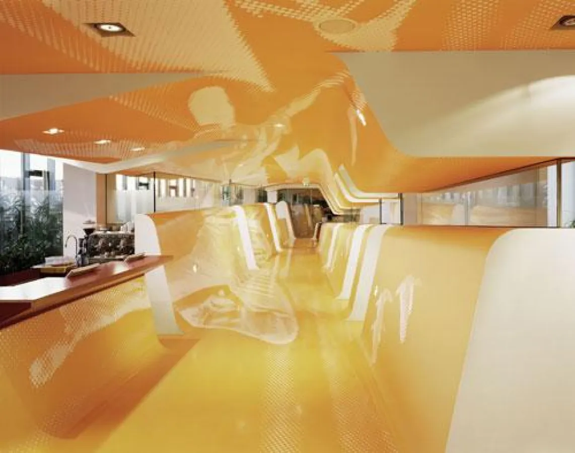 Empfangsbereich der Berliner Zahnarztpraxis KU64