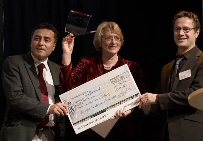 Bild: Eske Nannen erhielt Deutschen Fundraising Preis 2008