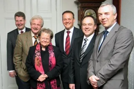 Bild: Zukunftspreis der Gesundheitswirtschaft 2009 für OP-Simulation der UNITY