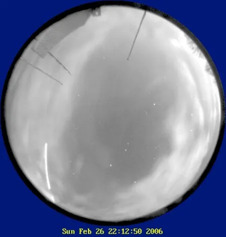 UFOs, Himmelsphänomen oder was am Sonntagabend über Hamburg? Bild: UFOs, Himmelsphänomen oder was am Sonntagabend über Hamburg?